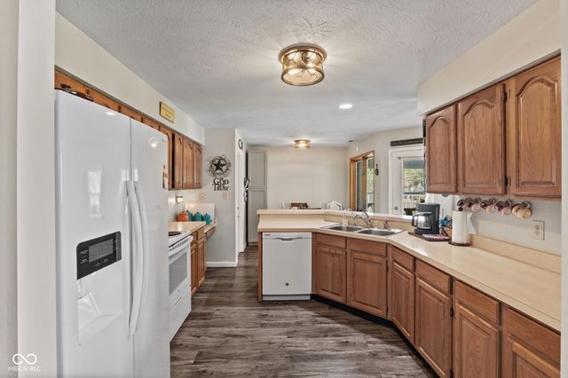 1360 Kanterbury Lane, Mooresville, IN 46158