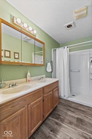 1360 Kanterbury Lane, Mooresville, IN 46158