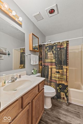 1360 Kanterbury Lane, Mooresville, IN 46158