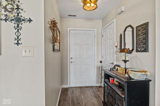 1360 Kanterbury Lane, Mooresville, IN 46158
