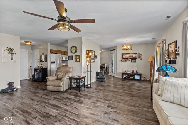 1360 Kanterbury Lane, Mooresville, IN 46158