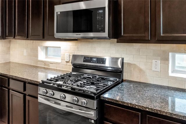 5205 Rainy Garden Court, Rosharon, TX 77583