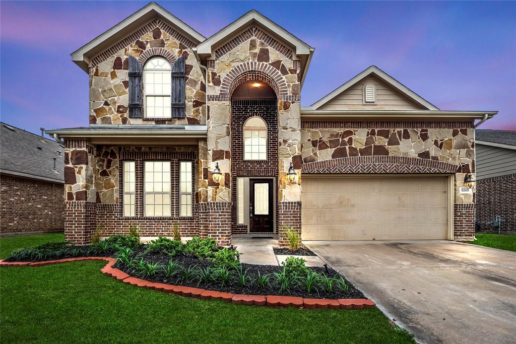 5205 Rainy Garden Court, Rosharon, TX 77583