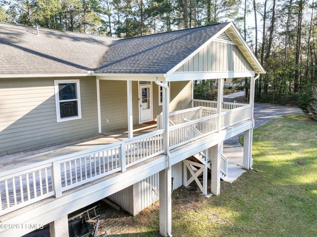 35 Downing Drive, Beaufort, SC 29907