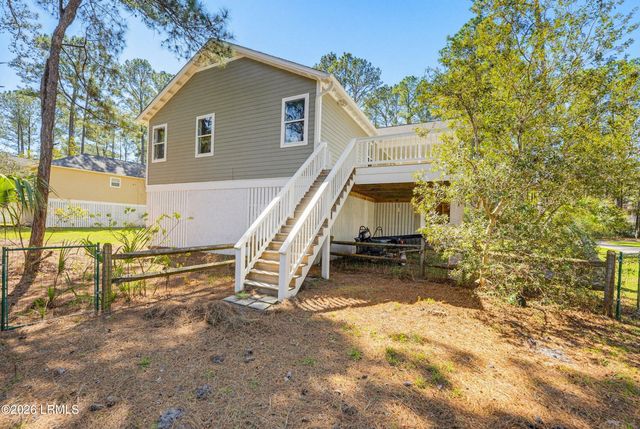 35 Downing Drive, Beaufort, SC 29907