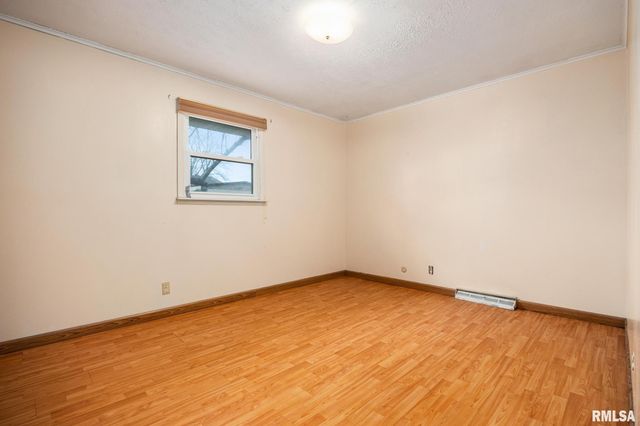 801 W SHERMOOR Street, Peoria, IL 61614