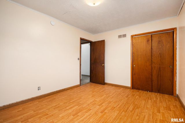 801 W SHERMOOR Street, Peoria, IL 61614