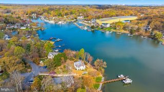 8046 FOREST GLEN DR, Pasadena, MD 21122