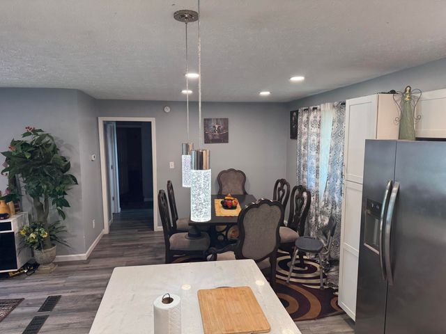 1301 Swoonalong Court, Lexington, KY 40517