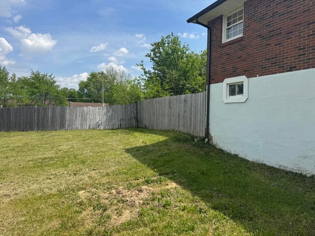 1301 Swoonalong Court, Lexington, KY 40517