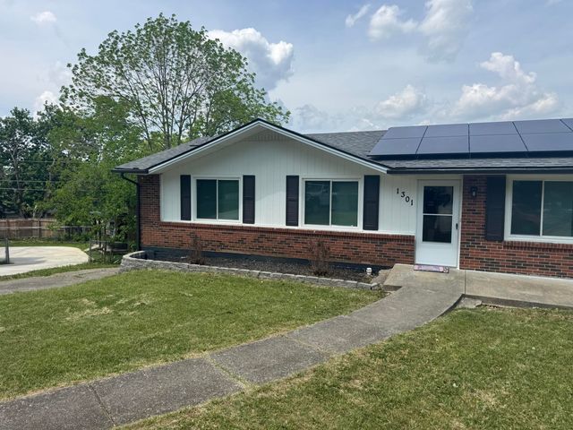 1301 Swoonalong Court, Lexington, KY 40517