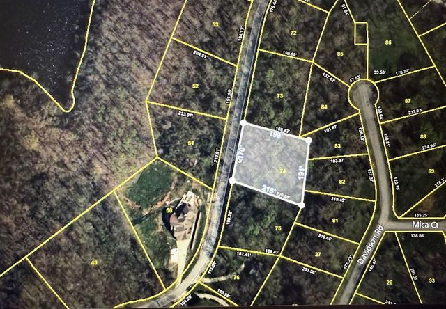 74 Williamson Cir, Smithville, TN 37166