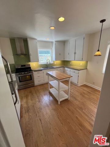 3953 Somerset Drive, Los Angeles, CA 90008