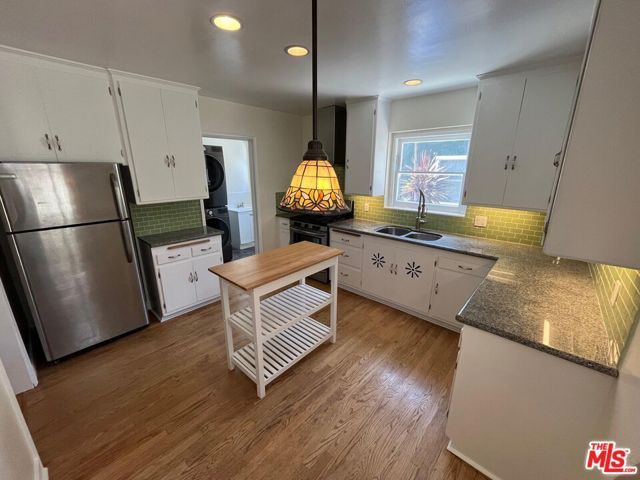 3953 Somerset Drive, Los Angeles, CA 90008