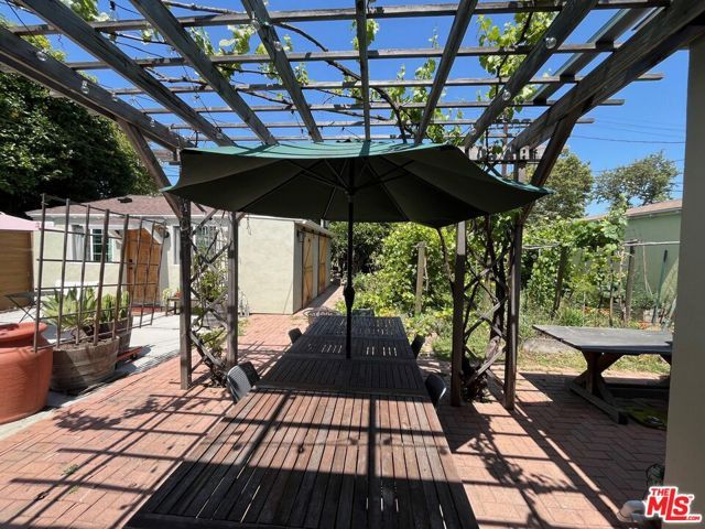 3953 Somerset Drive, Los Angeles, CA 90008