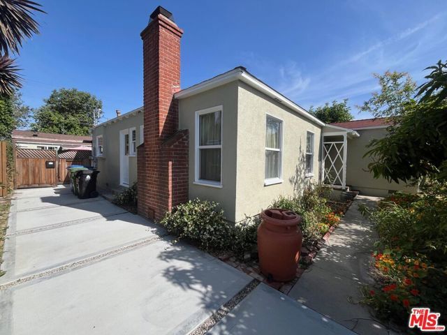 3953 Somerset Drive, Los Angeles, CA 90008