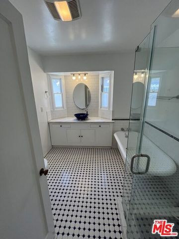 3953 Somerset Drive, Los Angeles, CA 90008