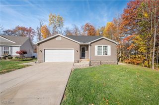 1393 Cross Cove, Austintown, OH 44515