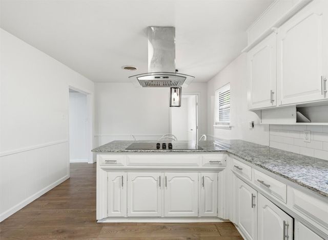 2121 Canton Drive, Fort Worth, TX 76112