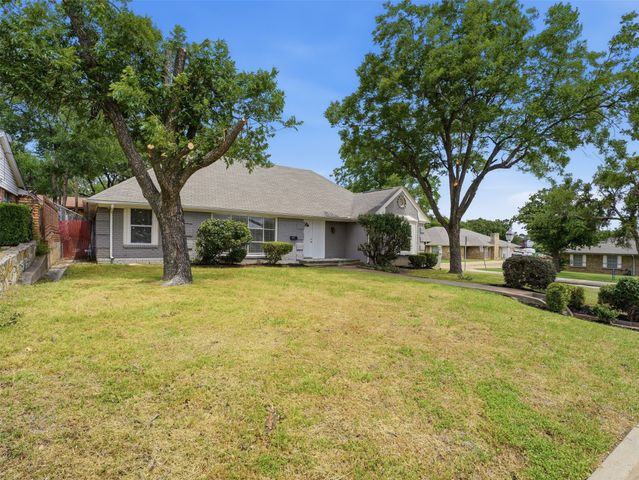 2121 Canton Drive, Fort Worth, TX 76112