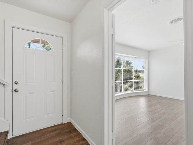 2121 Canton Drive, Fort Worth, TX 76112