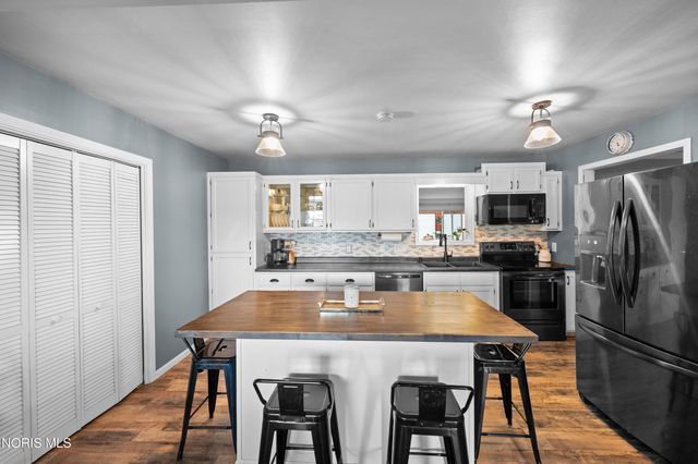 2741 Lyceum Place, Toledo, OH 43613