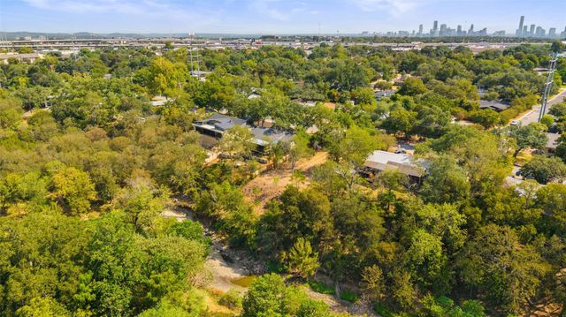 4706 Roundup TRL, Austin, TX 78745