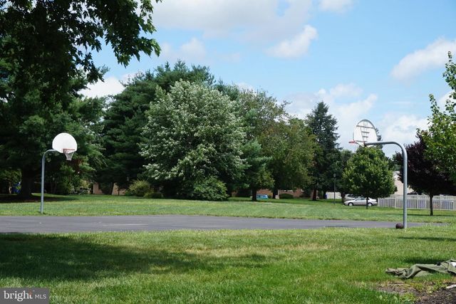 134 EAVES MILL RD, Medford, NJ 08055