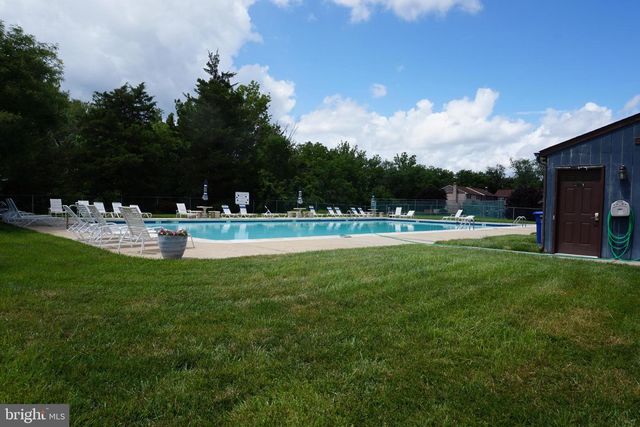 134 EAVES MILL RD, Medford, NJ 08055