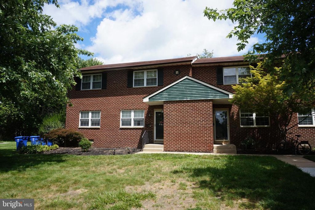 134 EAVES MILL RD, Medford, NJ 08055