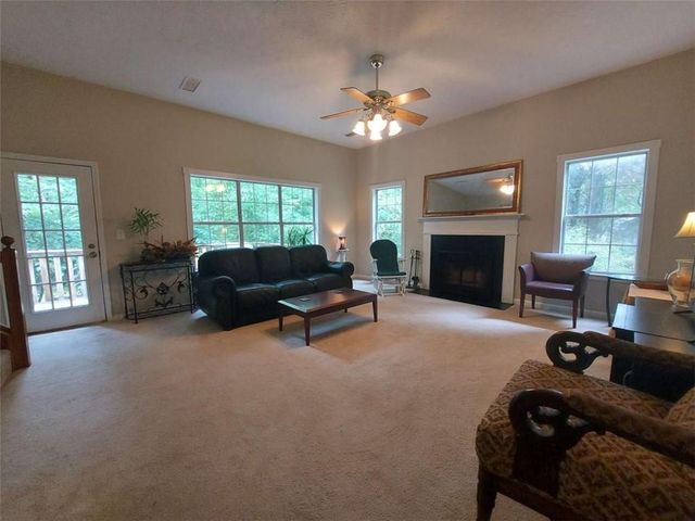 2737 Crestworth Lane, Buford, GA 30519