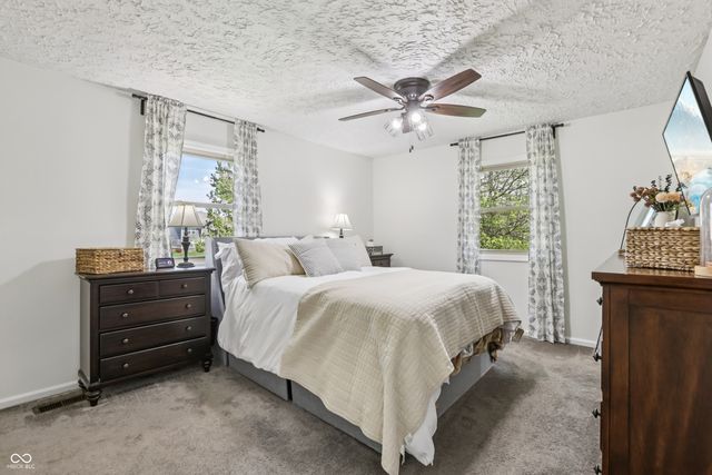 16331 E 101st Street, Fortville, IN 46040
