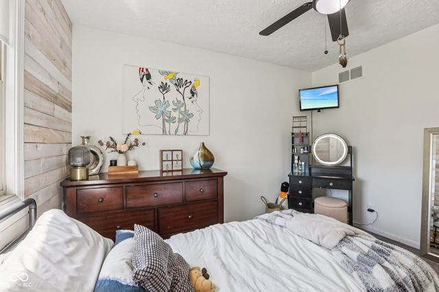 16331 E 101st Street, Fortville, IN 46040