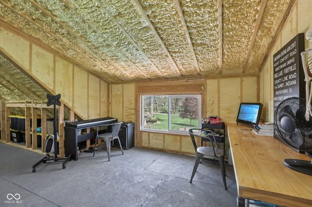 16331 E 101st Street, Fortville, IN 46040