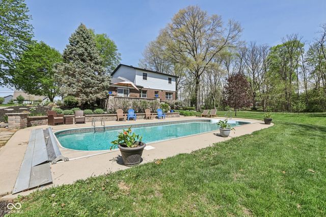 16331 E 101st Street, Fortville, IN 46040