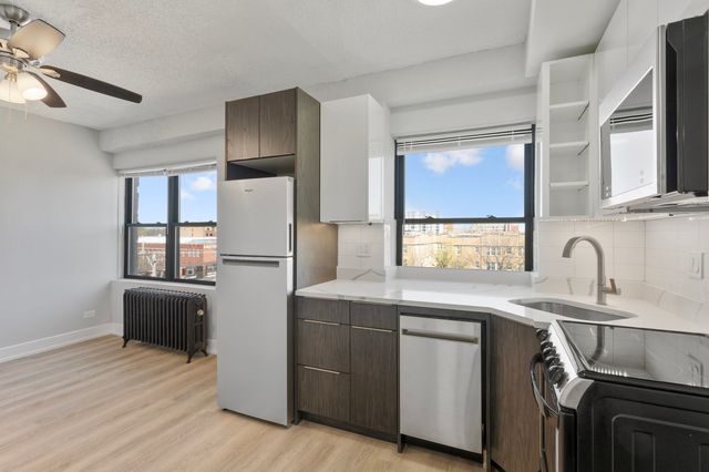 6026 N Winthrop Avenue 2D, Chicago, IL 60660