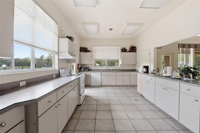 4526 NW 36TH STREET, Gainesville, FL 32605