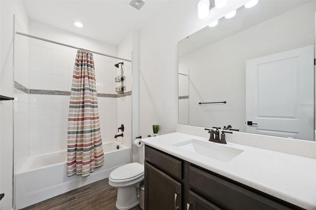 4381 DAVOS DRIVE, Clermont, FL 34711