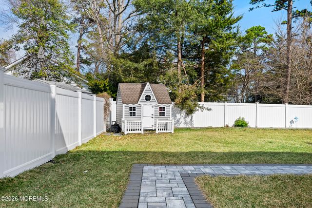 814 Lincoln Avenue, Pine Beach, NJ 08741