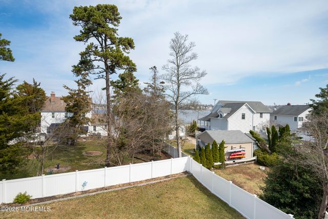 814 Lincoln Avenue, Pine Beach, NJ 08741
