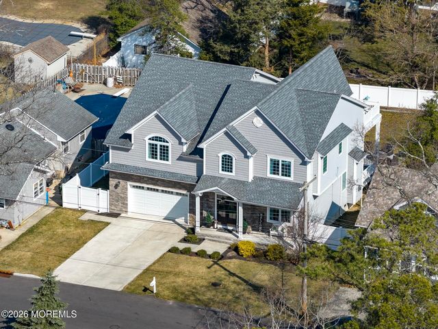 814 Lincoln Avenue, Pine Beach, NJ 08741