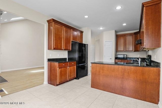 12 Patton Court, Manalapan, NJ 07726