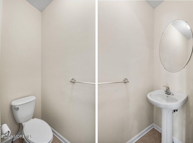 12 Patton Court, Manalapan, NJ 07726