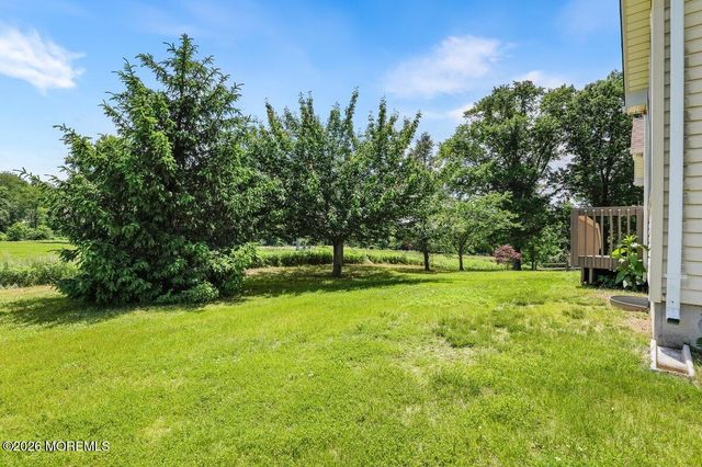 12 Patton Court, Manalapan, NJ 07726