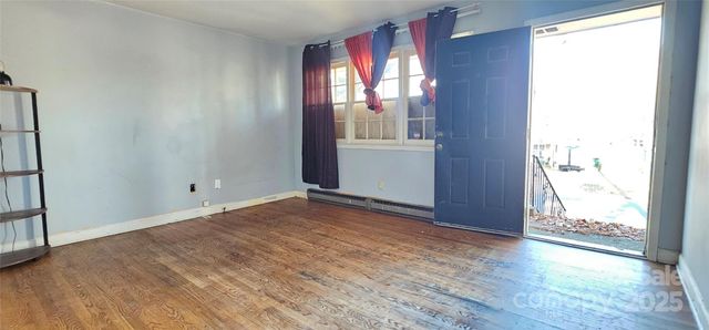 553 Derrydowne Drive, Charlotte, NC 28213