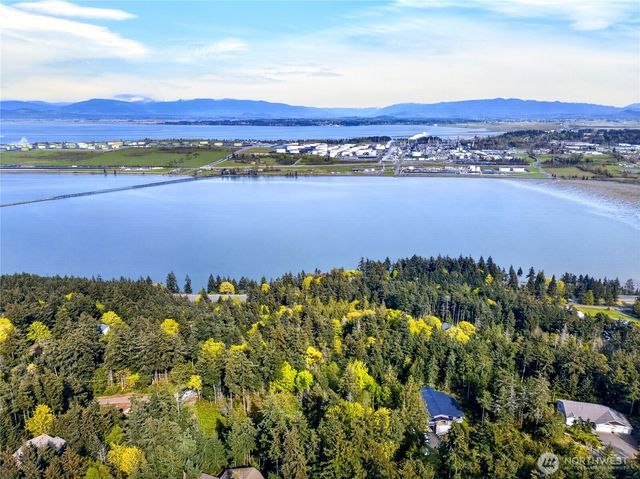 11927 Madrona Ridge Place, Anacortes, WA 98221