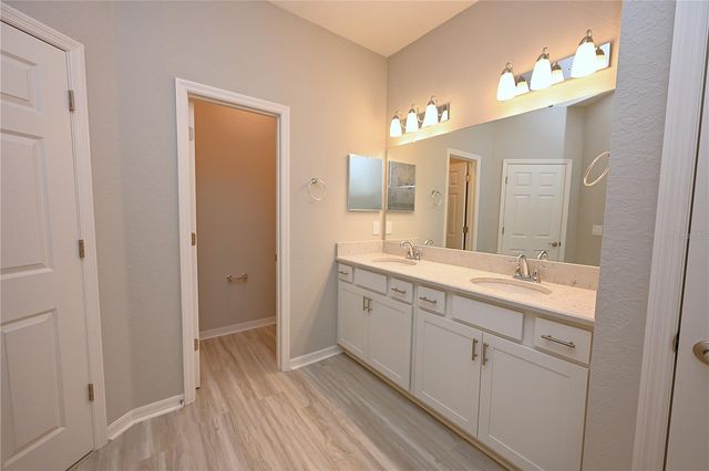 1731 OCEANIA AVENUE, Davenport, FL 33837