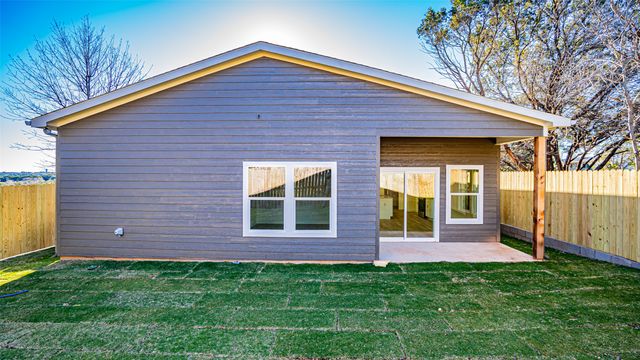 3320 Brazos River Drive, Granbury, TX 76048