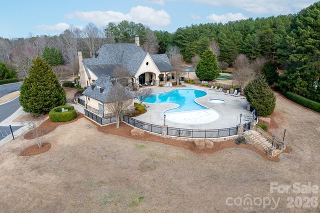 4012 Beechwood Spring Lane, Belmont, NC 28012