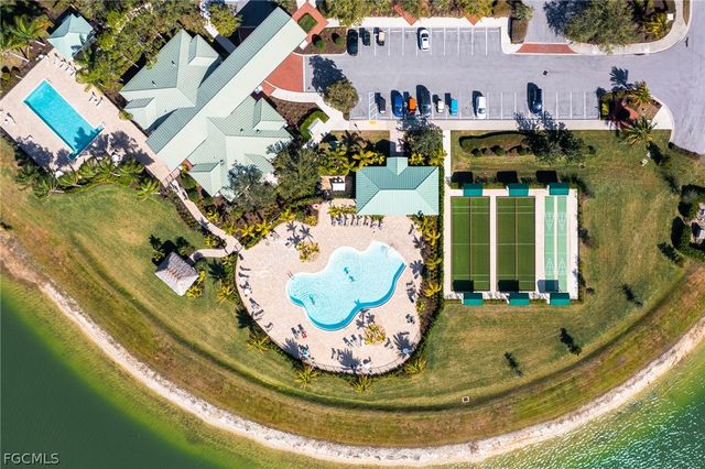 3342 Magnolia Landing LN, North Fort Myers, FL 33917